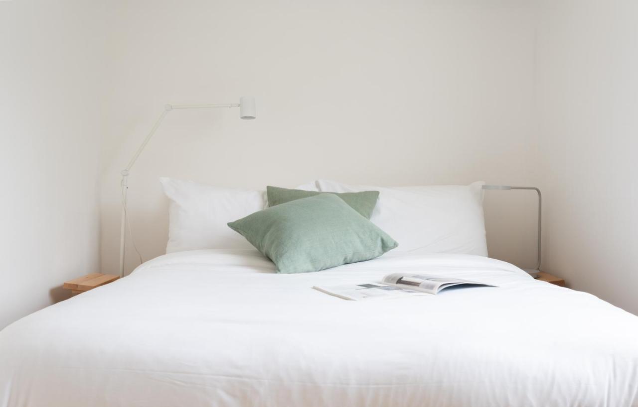 The Holland Park Escape - Modern & Central 2Bdr Flat 伦敦 外观 照片
